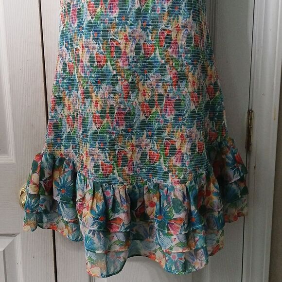 ASTR The Label Green Pink Blue Floral Smocked Dress Flutter Sleeve Sz XL NWOT - Picture 2 of 7